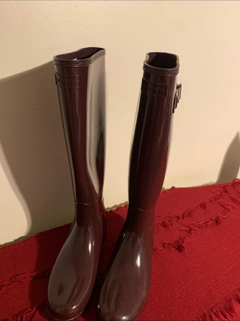 Hunter Tall Gloss Rain Boots in Deep Burgundy